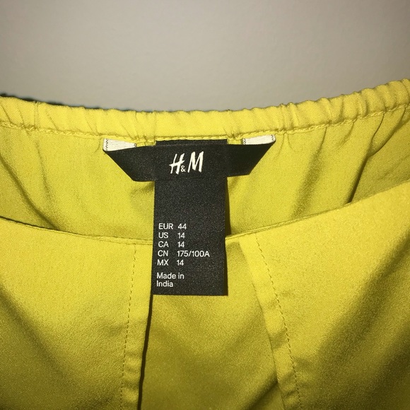 H&M Dress - Picture 3 of 3